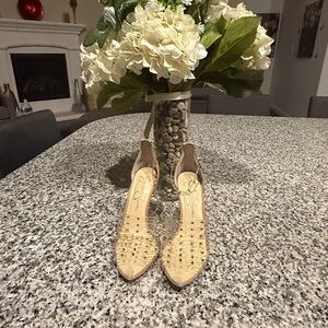 Jessica Simpson Tan Heels